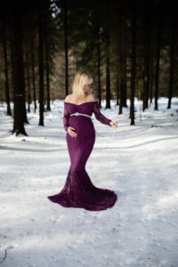 Babybauchshooting im Winter in Sachsen